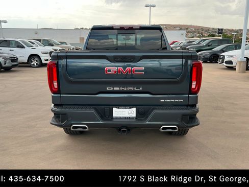 Used 2021 GMC Sierra 1500 Denali w/ Denali Ultimate Package AWD/4WD image 4