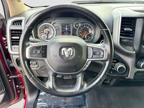 Used 2019 RAM 1500 Big Horn AWD/4WD image 11