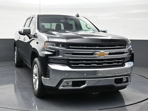 Used 2022 Chevrolet Silverado 1500 LTZ image 7