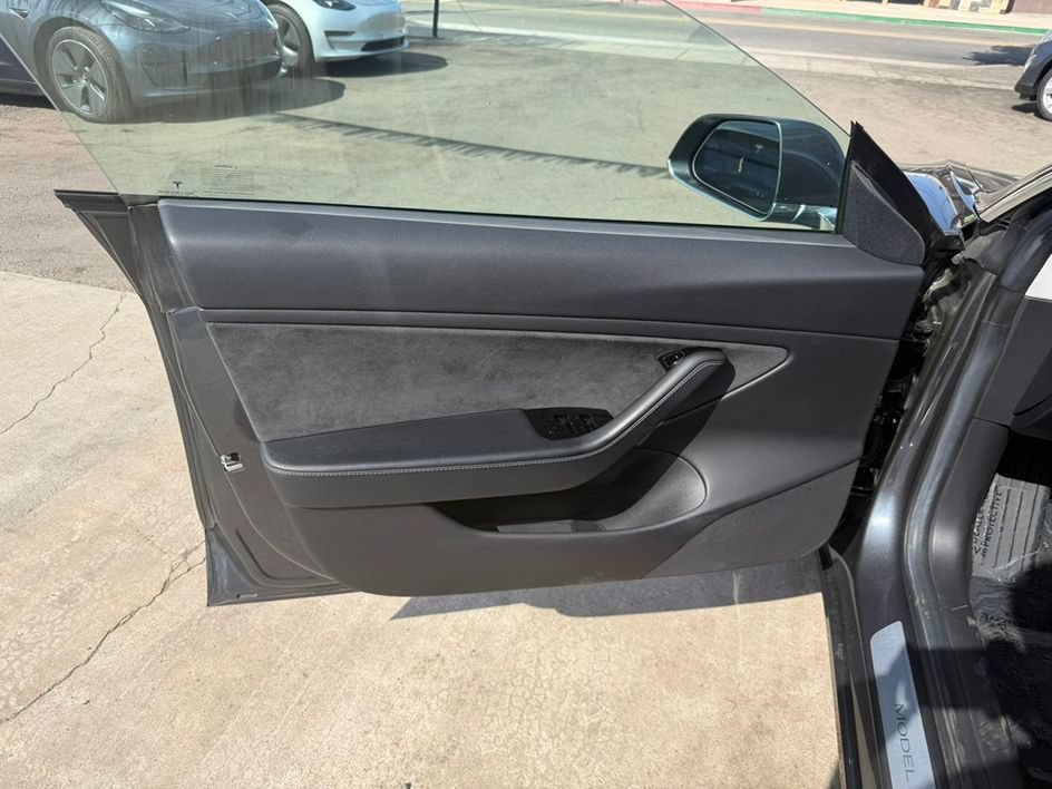 Used 2019 Tesla Model 3 Standard Range Plus RWD image 21
