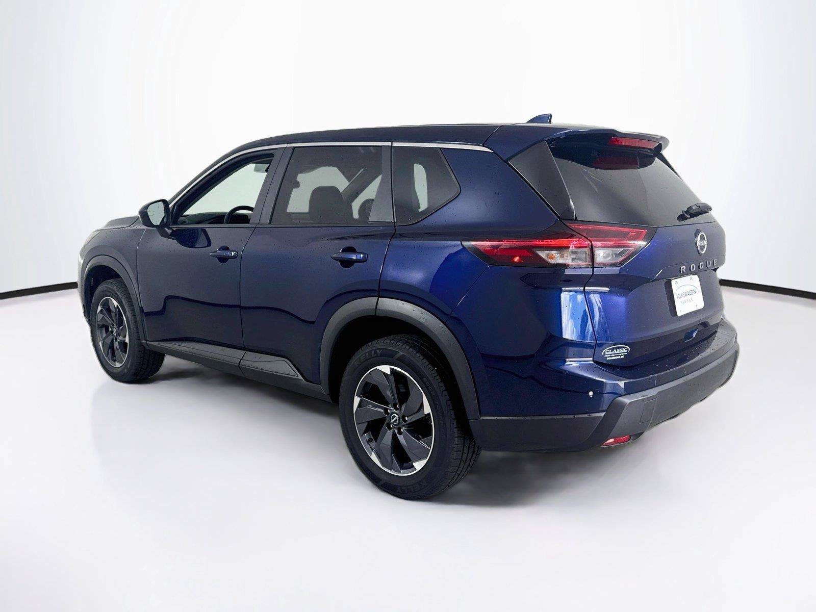 Used 2025 Nissan Rogue SV FWD image 7