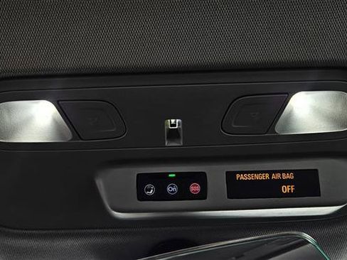 Used 2023 Chevrolet Camaro LT image 15