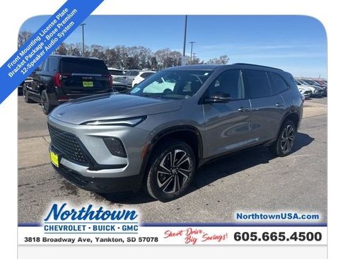 Used 2025 Buick Enclave Sport Touring image 2