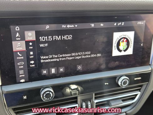 Used 2023 Porsche Macan Turbo AWD/4WD image 20
