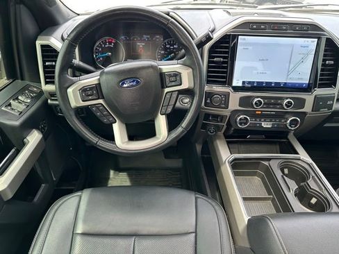 Certified 2022 Ford F350 Lariat w/ Black Appearance Package AWD/4WD image 11