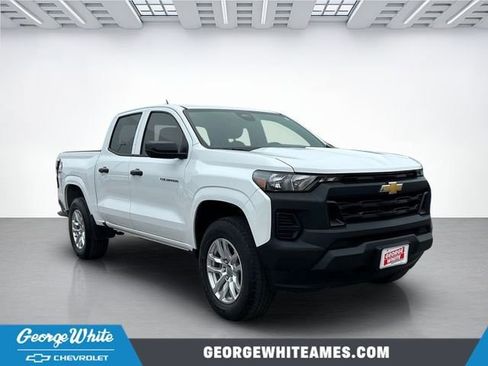 Used 2024 Chevrolet Colorado W/T w/ WT Convenience Package II image 1