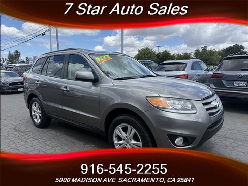 Used 2012 Hyundai Santa Fe Limited FWD image 1