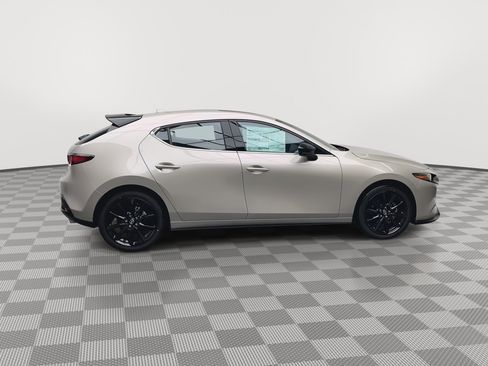 New 2026 MAZDA MAZDA3 Hatchback w/Premium Plus Pkg AWD/4WD image 38