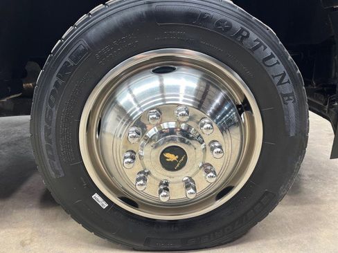Used 2024 Ford F550 4x4 Crew Cab Super Duty image 35