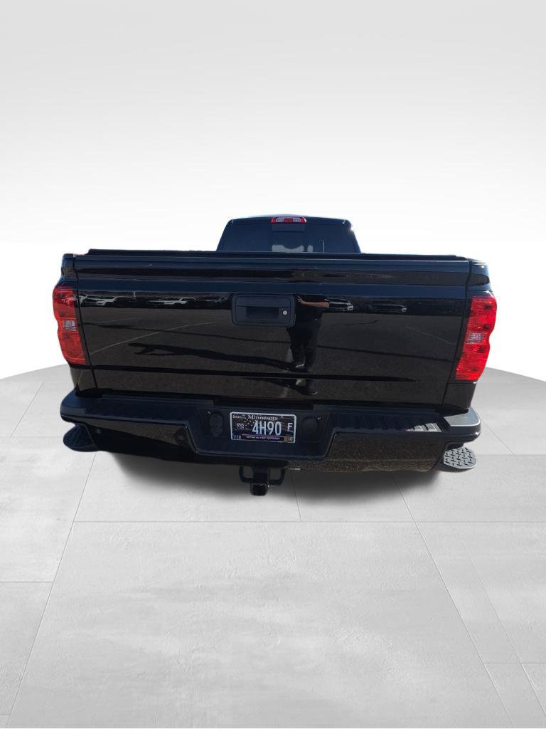 Used 2018 GMC Sierra 3500 Denali AWD/4WD image 3