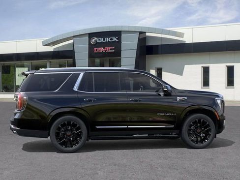 New 2026 GMC Yukon Denali w/ Sun & Power Step Package image 5