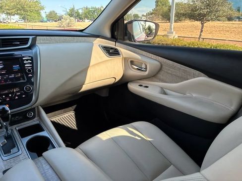 Used 2024 Nissan Murano SV AWD/4WD image 29