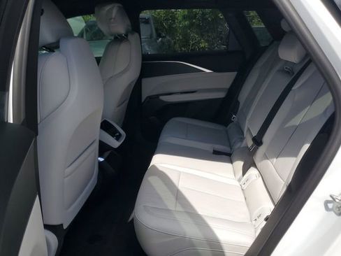 New 2026 Cadillac Lyriq Luxury RWD image 6