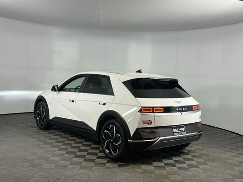 Used 2024 Hyundai Ioniq 5 SE image 9