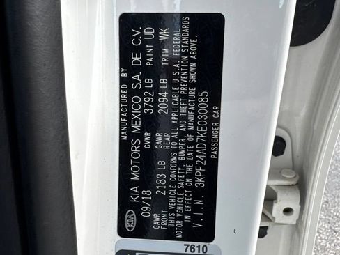 Used 2019 Kia Forte LXS FWD image 14