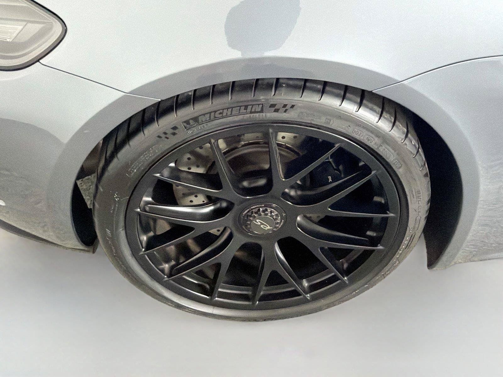 Certified 2024 Porsche 718 Boxster Spyder RS w/ Weissach Package RWD image 13