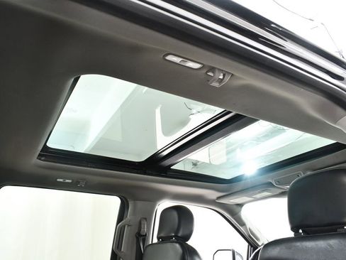 Used 2018 Ford F150 Lariat w/ Equipment Group 502A Luxury image 18