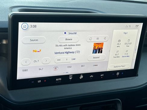 New 2026 Ford Maverick XL image 16