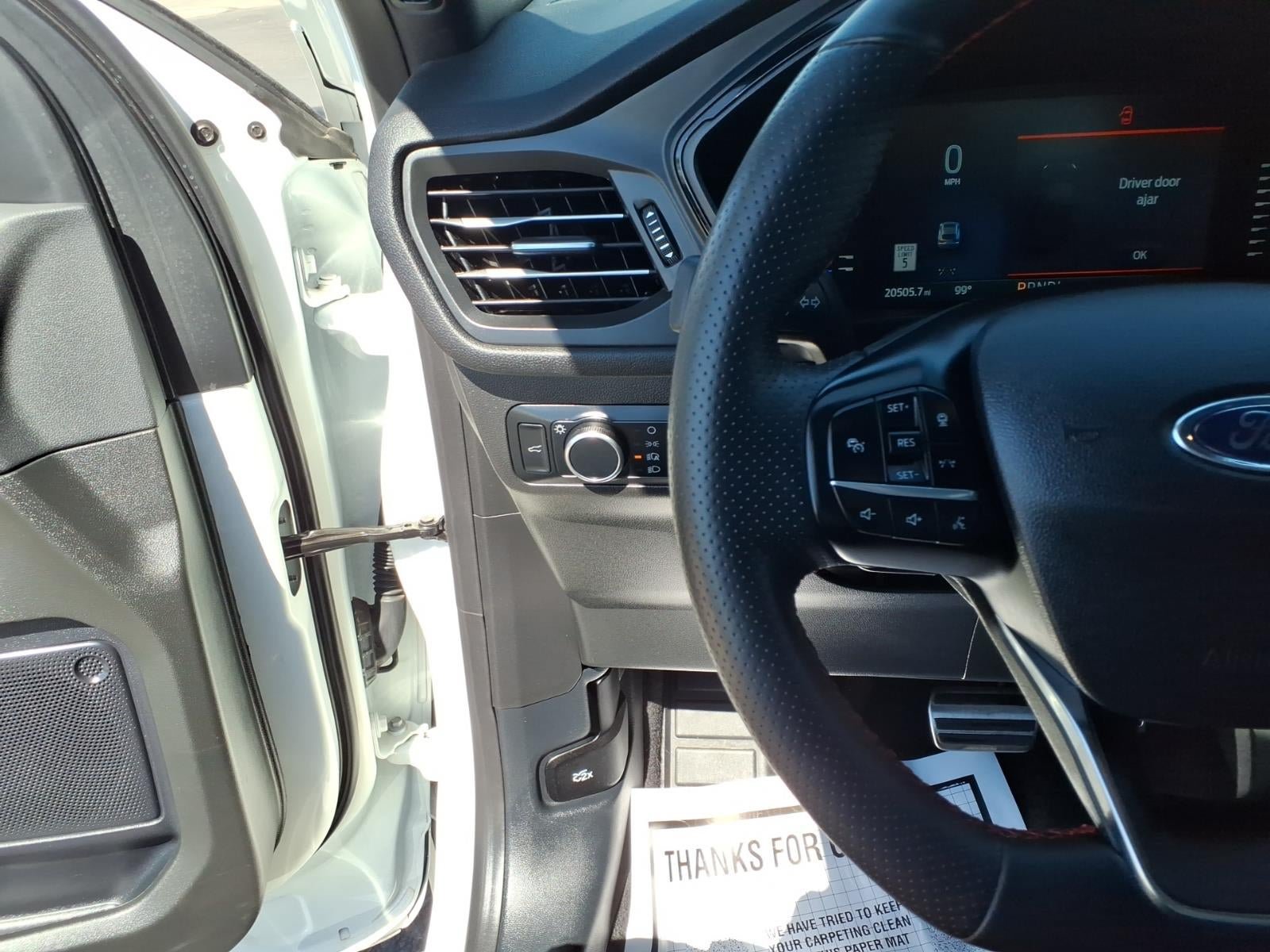 Certified 2024 Ford Escape ST-Line w/ Tech Pack #1 FWD image 28