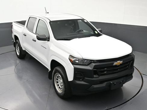 Used 2023 Chevrolet Colorado W/T RWD image 21