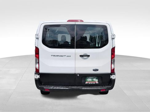 Used 2016 Ford Transit 250 130 Low Roof w/ Exterior Upgrade Package RWD image 6