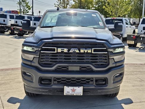New 2025 RAM 2500 Lone Star image 10