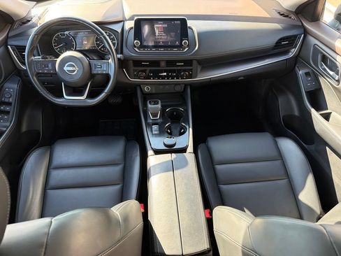 Used 2023 Nissan Rogue SV w/ SV Premium B Package AWD/4WD image 18