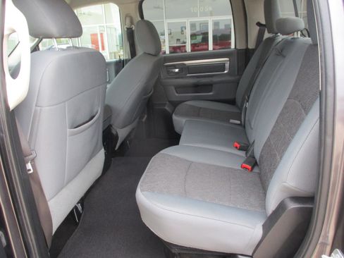 Used 2015 RAM 1500 Lone Star AWD/4WD image 5