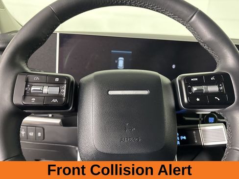 Used 2025 Hyundai Santa Fe SE image 12