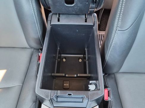 Used 2019 Toyota 4Runner SR5 Premium AWD/4WD image 31