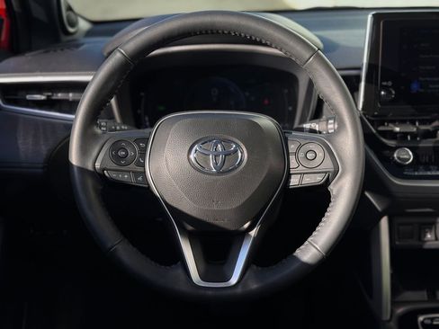 Certified 2024 Toyota Corolla Cross XSE image 14