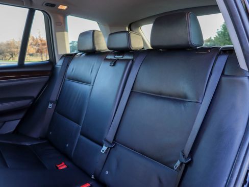 Used 2017 BMW X3 xDrive28i image 16