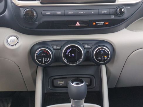 New 2026 Hyundai Venue SEL FWD image 20