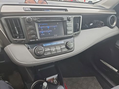 Used 2015 Toyota RAV4 XLE image 13