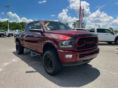 Used 2018 RAM 3500 Laramie w/ Sport Appearance Group AWD/4WD image 3