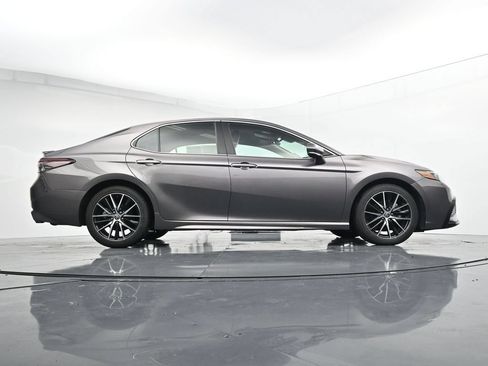 Used 2024 Toyota Camry SE FWD image 39