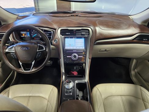 Used 2017 Ford Fusion Platinum image 15