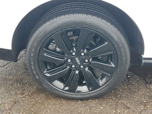 Certified 2023 Lincoln Navigator Reserve image 7