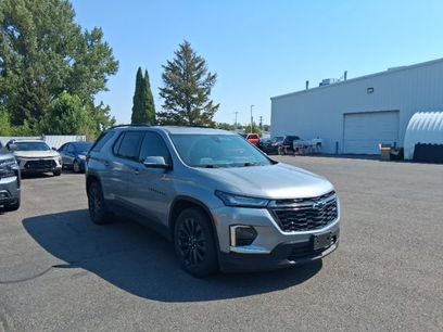 Used 2023 Chevrolet Traverse RS