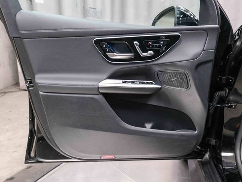 Certified 2025 Mercedes-Benz GLC 300 4MATIC image 20