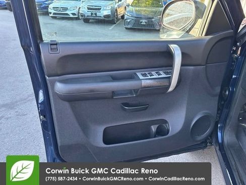 Used 2009 Chevrolet Silverado 1500 LT w/ All Star Package AWD/4WD image 13