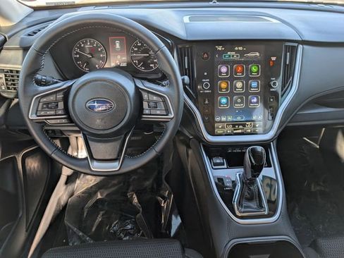 Used 2025 Subaru Outback Premium image 21