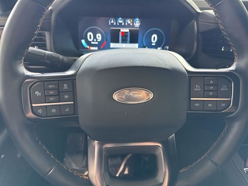 Used 2023 Ford Expedition Platinum AWD/4WD image 13