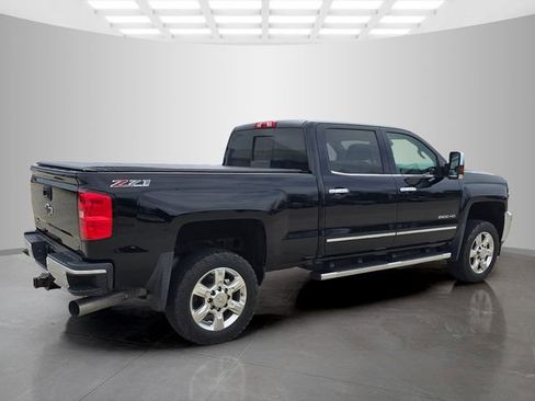 Used 2017 Chevrolet Silverado 2500 LTZ w/ Duramax Plus Package image 7