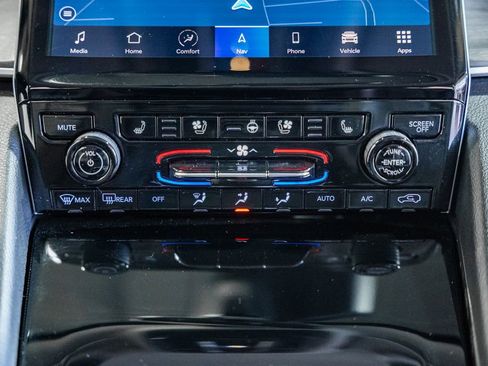 Certified 2024 Jeep Grand Cherokee L Limited w/ Luxury Tech Group II image 28