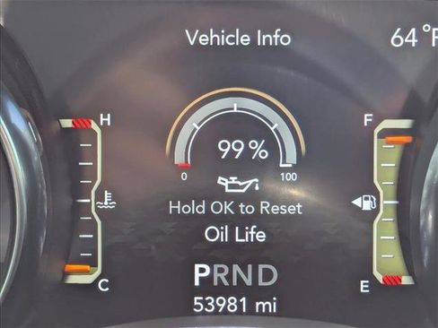 Used 2022 Jeep Wrangler Unlimited Sahara w/ Cold Weather Group AWD/4WD image 11
