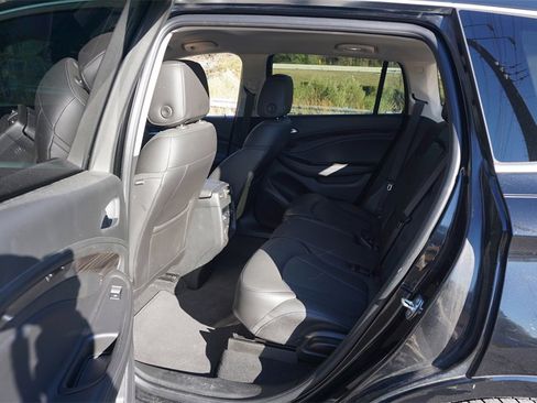 Used 2019 Buick Envision Essence image 13