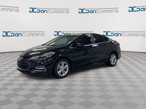 Used 2016 Chevrolet Cruze LT w/ RS Package FWD image 4