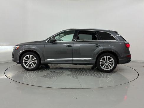 Used 2025 Audi Q7 3.0T Premium Plus AWD/4WD image 2