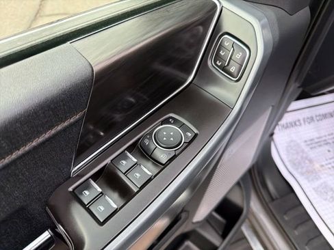 Used 2024 Ford F150 Lariat image 11